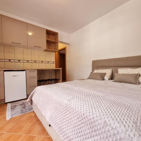 Dom Apartments Budva Ngoại thất bức ảnh